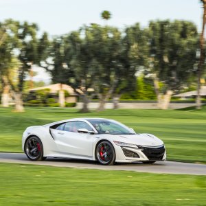 2017-acura-nsx_100549302_h.jpg