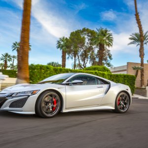 2017-acura-nsx_100549305_h.jpg