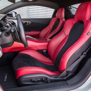 2017-Acura-NSX-front-interior-seats.jpg