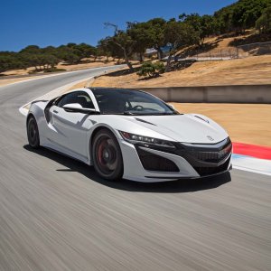 2017-Acura-NSX-front-three-quarter-in-motion-02.jpg