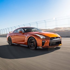 2017-Nissan-GT-R-front-three-quarters-in-motion-02.jpg
